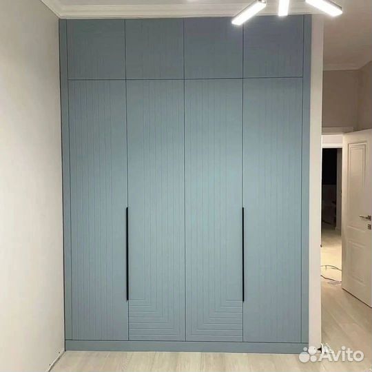 Шкаф новый распашной