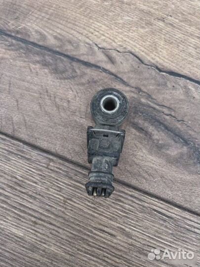 Датчик детонации Nissan Teana 2.0