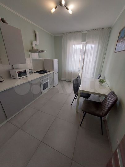 2-к. квартира, 64 м², 9/9 эт.