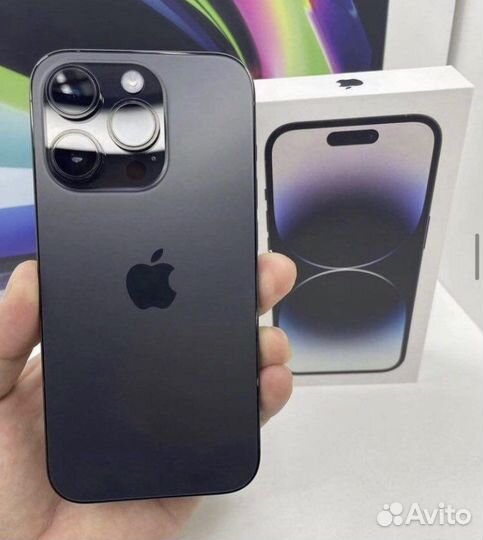 Телефон iPhone14