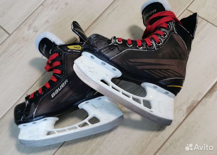 Хоккейные коньки детские Bauer Supreme 140