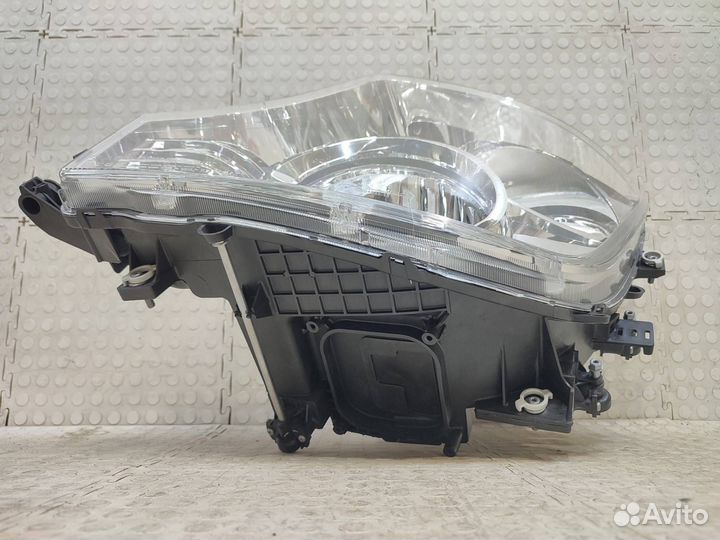 Фара левая Mercedes-Benz Actros MP4 2012