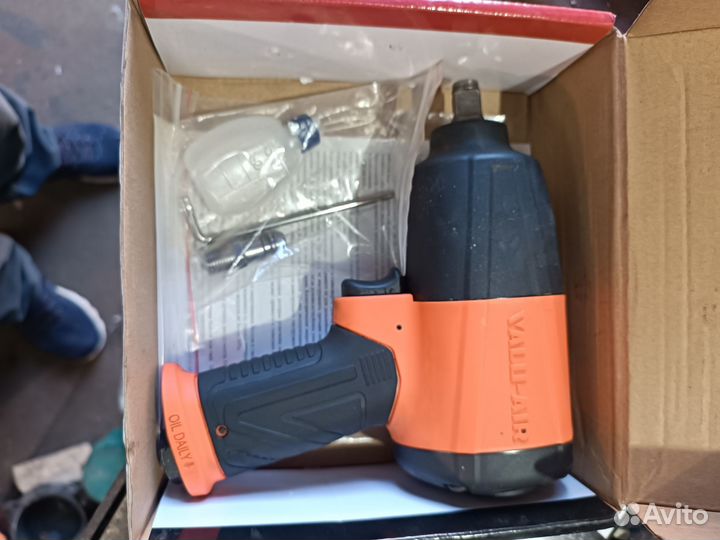 Пневматический гайковерт