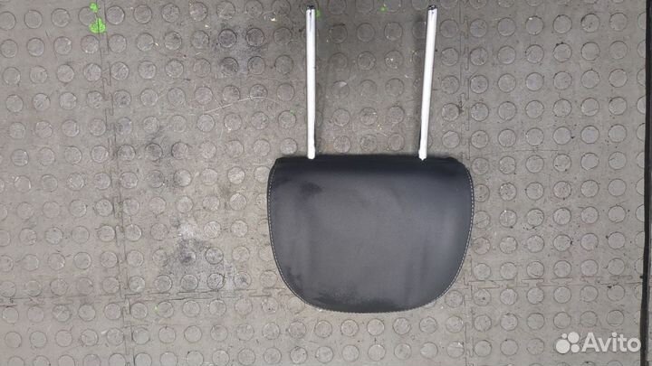 Подголовник Volkswagen Amarok, 2011