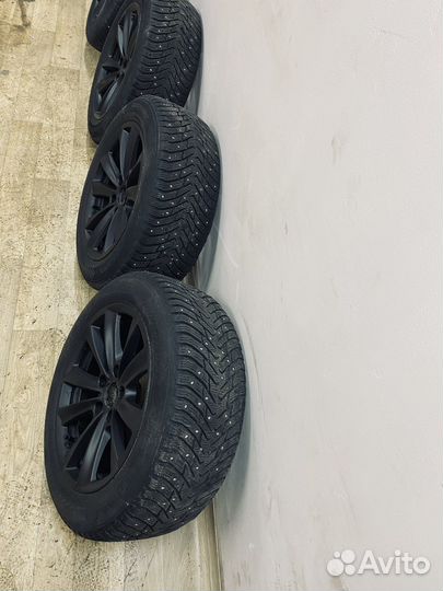 Колеса в сборе r17 зимние bmw