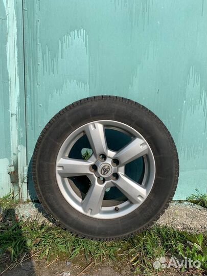 Комплект зимней резины с дисками Toyota r17