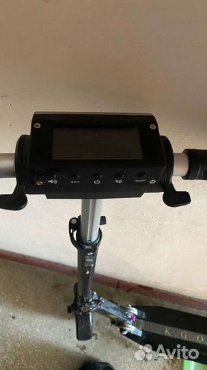 Самокат взрослый электрический бу