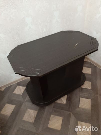 Журнальный стол