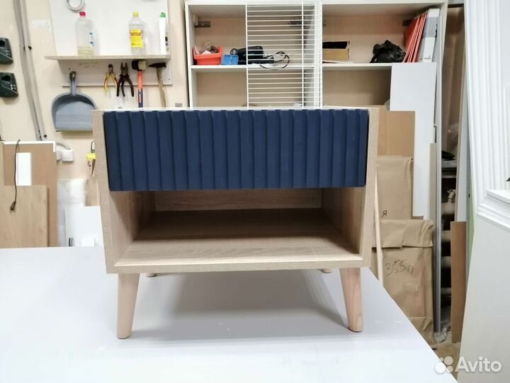 Тумба прикроватная