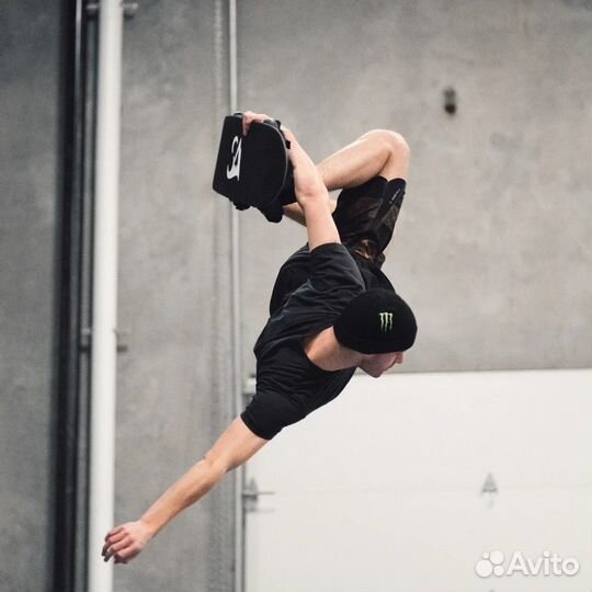 Сноуборд для батута