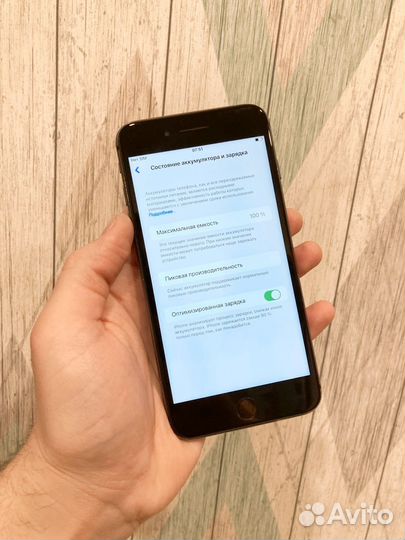 iPhone 8 Plus, 64 ГБ