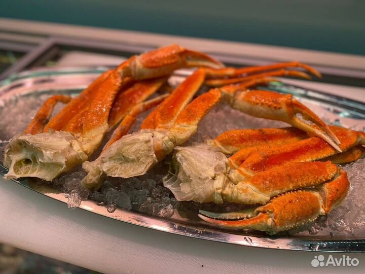 Клешни краба стригуна. Крупные. Свежие