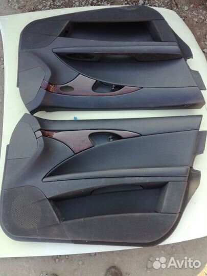 Обшивка двери Мерседес-Бенц w211
