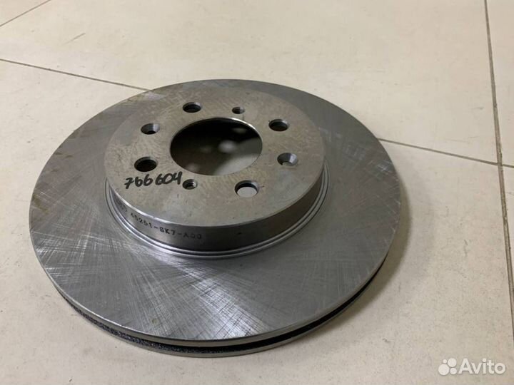 Диск тормозной передний Honda Civic