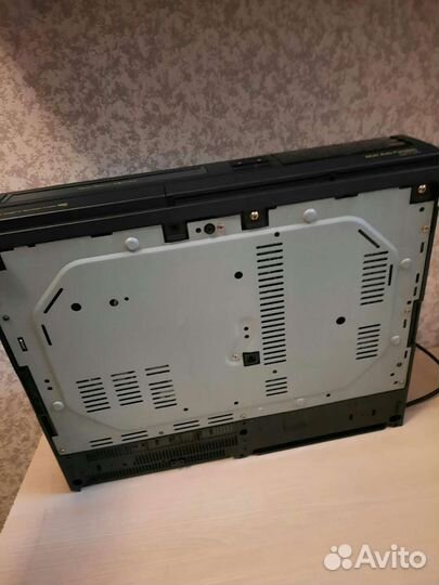 Видеомагнитофон NEC