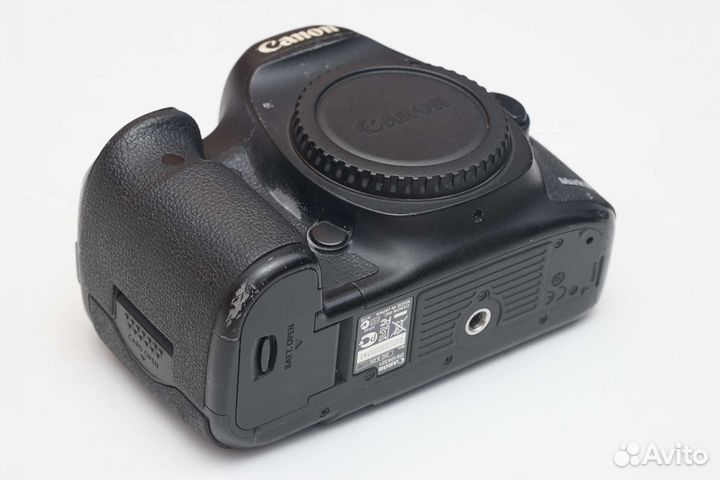 Фотоаппарат Canon 5D Mark lll body