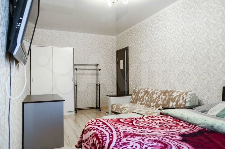 Комната 20 м² в 3-к., 13/36 эт.