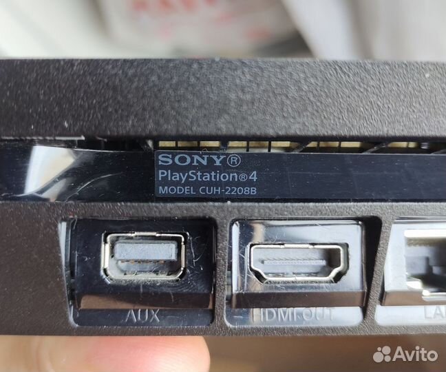 Sony PS4, Slim, 1Tb, 50+ игр, 2 геймпада