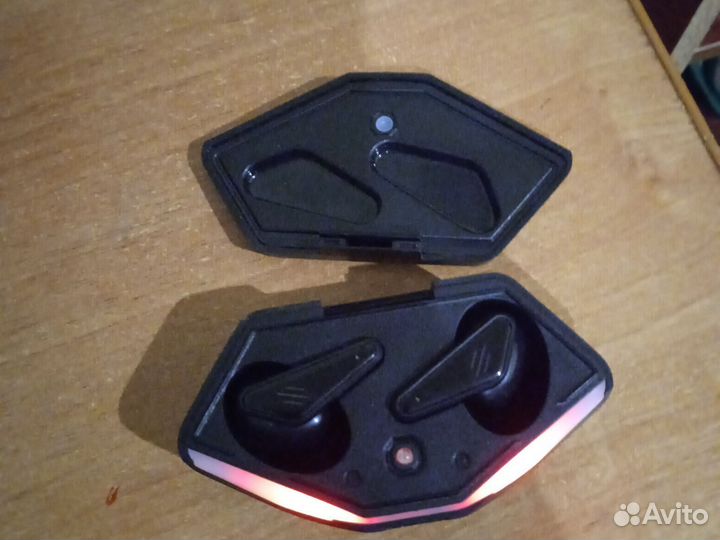 Беспроводные наушники