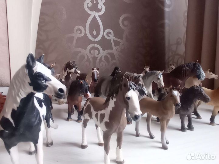 Фигурки лошадей Schleich