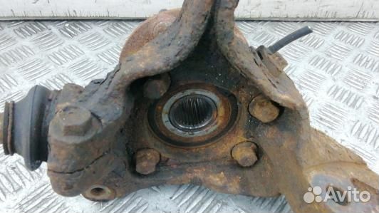 Ступица передняя левая subaru impreza 3 (KMA03K901