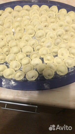 Пельмени домашние, перцы фаршированные