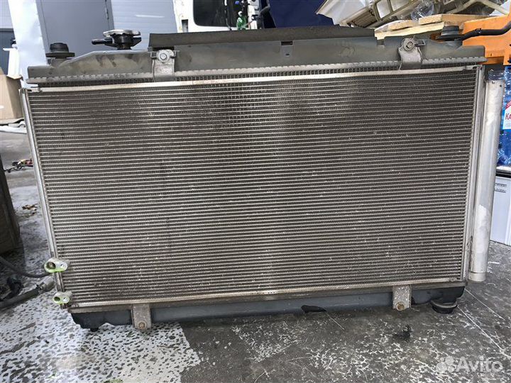 Радиатор кондиционера Тайота Камри 40