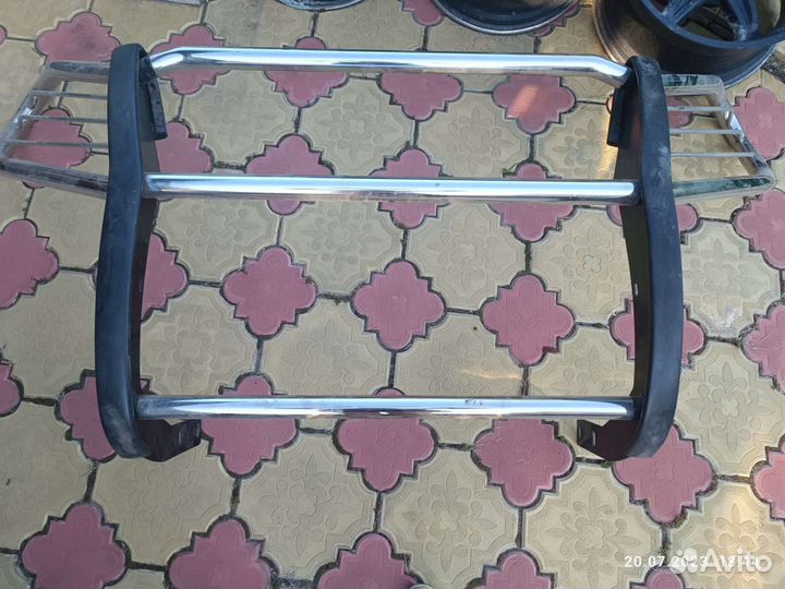 Кенгурятник на Toyota Land Cruiser