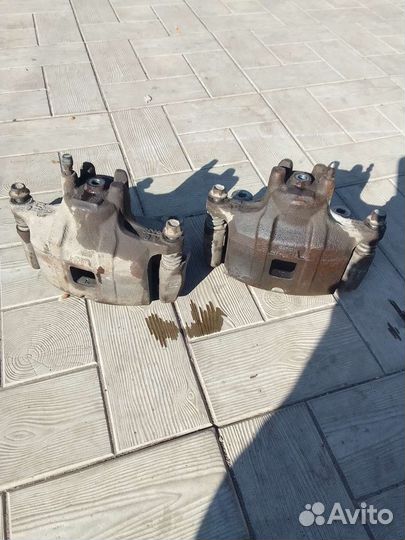 Суппорта передниеCitroen aircross c4 mitsubishiasx