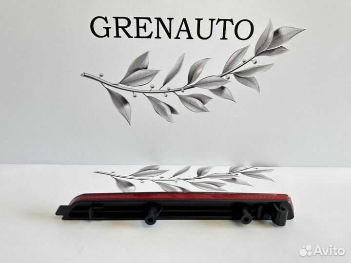 Катафот заднего бампера правый Mazda CX 7 Mazda 3