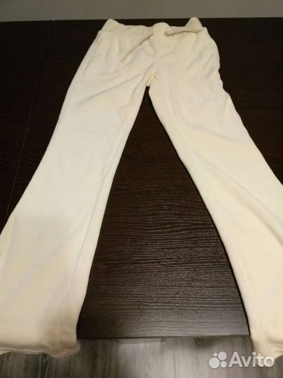 Спортивный костюм женский из велюра