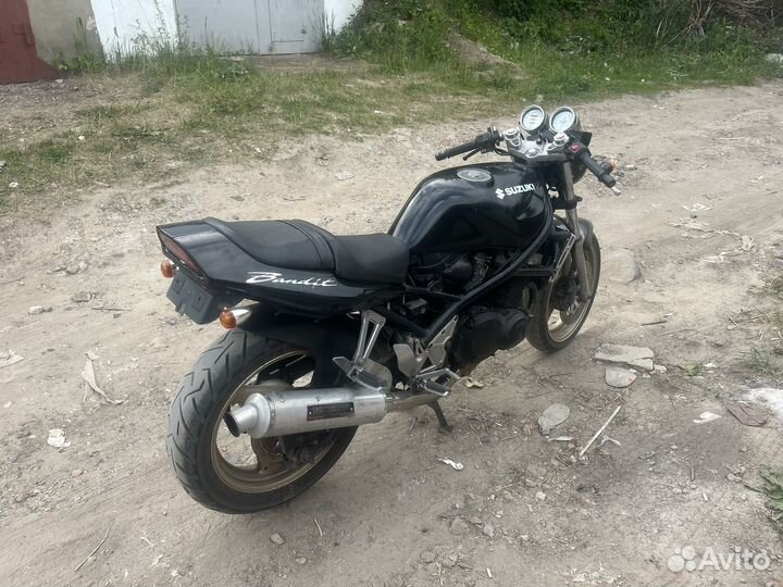 Suzuki bandit gsf400