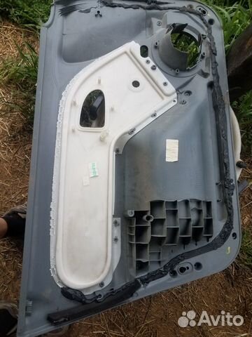 Обшивка двери. Облицовка рено