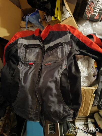Спец одежда для стройки или дачи