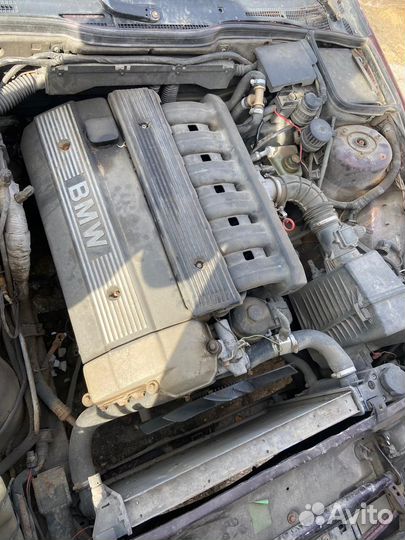 Разбор bmw 5 e34 рестайлинг, широкая морда