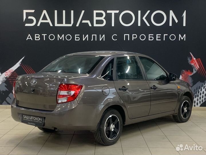 LADA Granta 1.6 МТ, 2017, 92 300 км