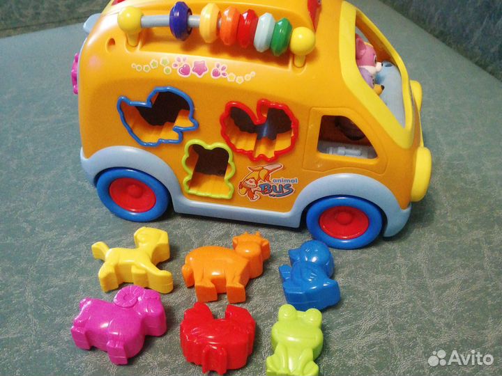 Музыкальный автобус-сортер