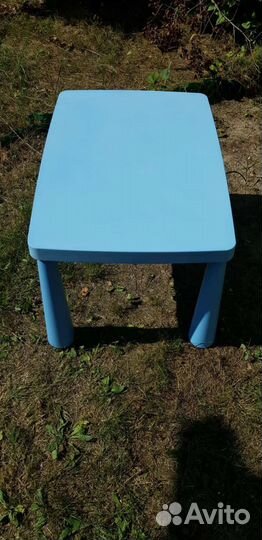 Синий стол IKEA маммут