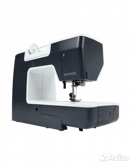 Швейная машина bernette B37
