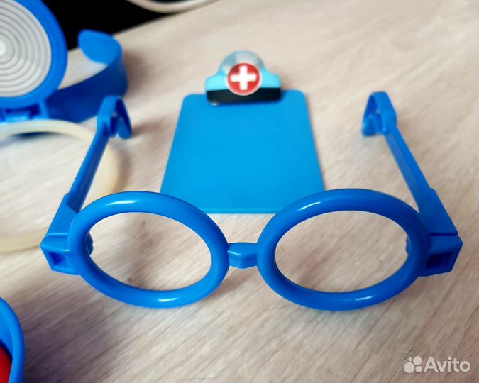 Юный доктор чемодан