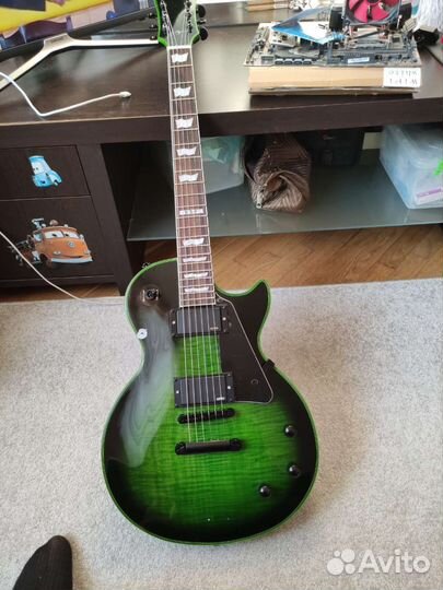 Электрогитара