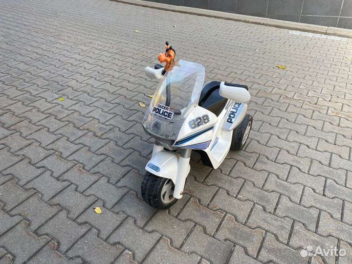 Трицикл peg perego