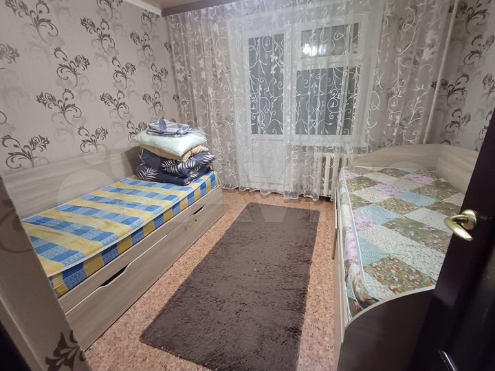 2-к. квартира, 42 м², 1/10 эт.