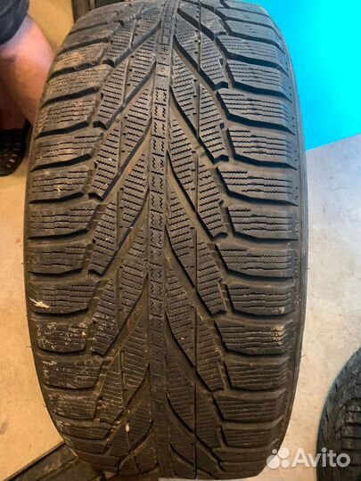 Nokian Tyres Hakkapeliitta R2 SUV 255/50 R19