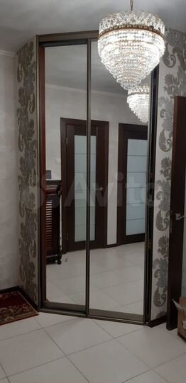 3-к. квартира, 75 м², 1/17 эт.