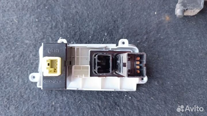 Кнопка корректора фар Kia Ceed ED 2009