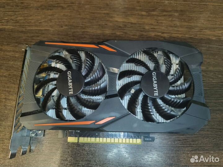 Видеокарта Nvidia GTX 1050TI gigabyte 4GB