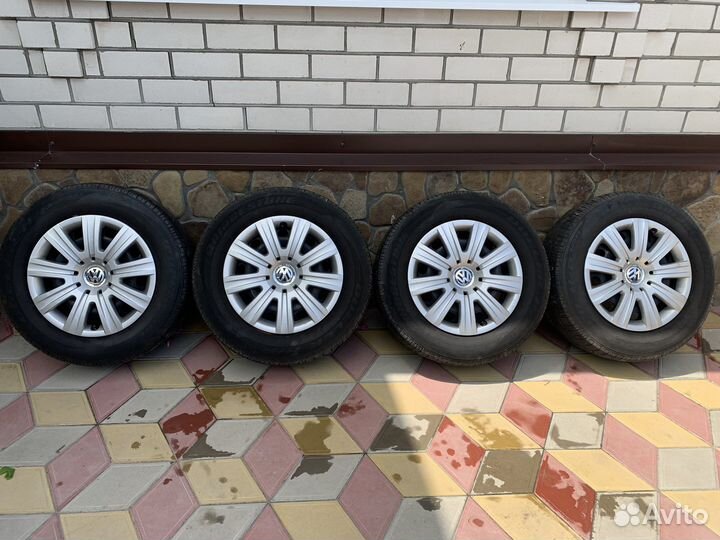 Bridgestone Dueler H/P 215/65 R16