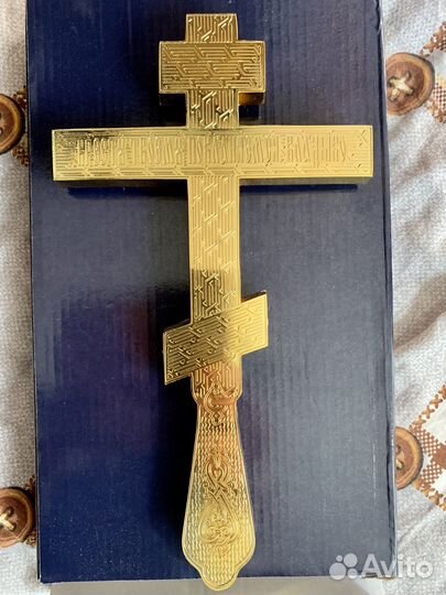Золотой крест