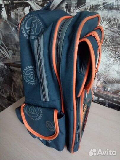 Рюкзак школьный для мальчика ортопедический